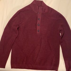 Soft Merino wool Maroon sweater from Theory. XL